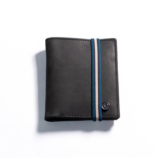 CARBONADO Bifold E Plus Wallet (Black)