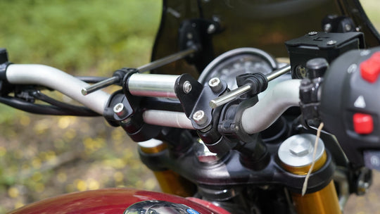 Carbon Racing GPS Mount for Triumph Speed 400