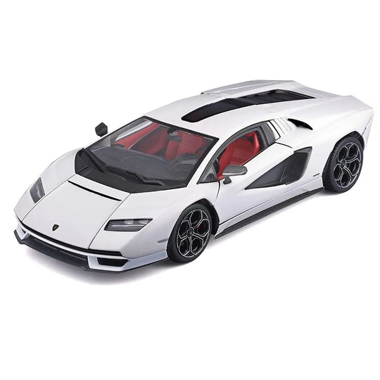 Bburago Lamborghini Countach LPI 800 4 (White)