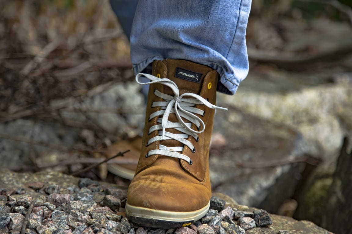 Chaco men's frontier waterproof hiking boot best sale