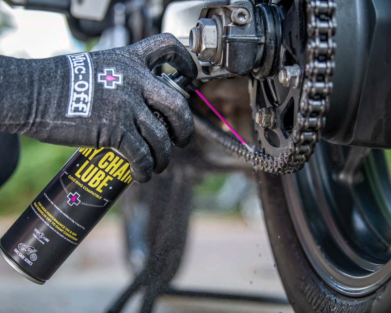 Bike best sale chain lubricant