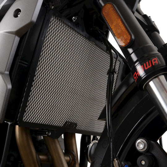 R&G Radiator Guard for Triumph Trident 660 '21 (RAD0270BK)
