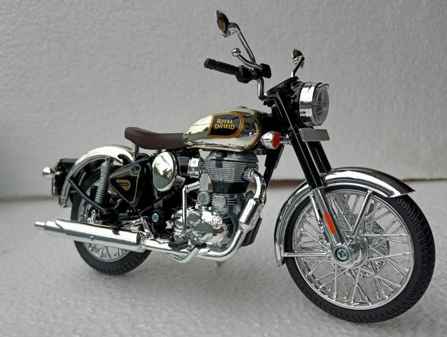 Single Re Classic 350 Chrome Black Royal Enfield Classic 350 Price
